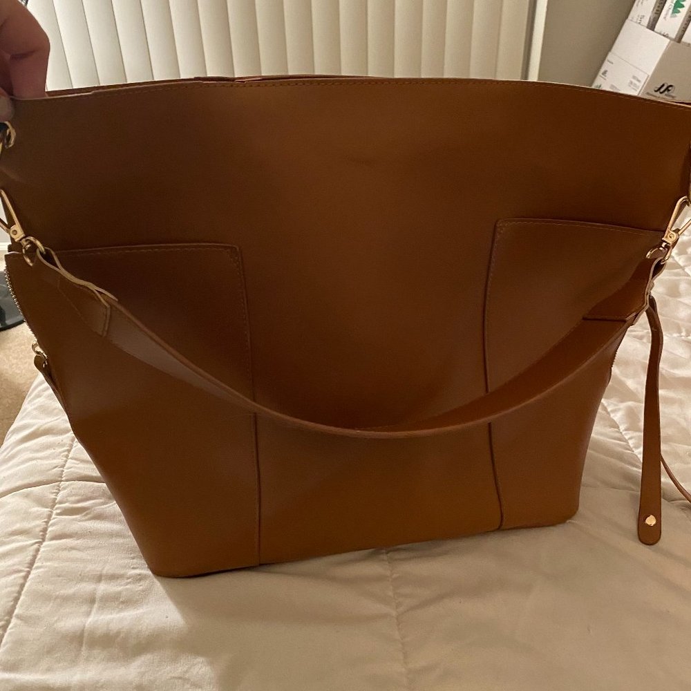 Just Fab leather tote bag